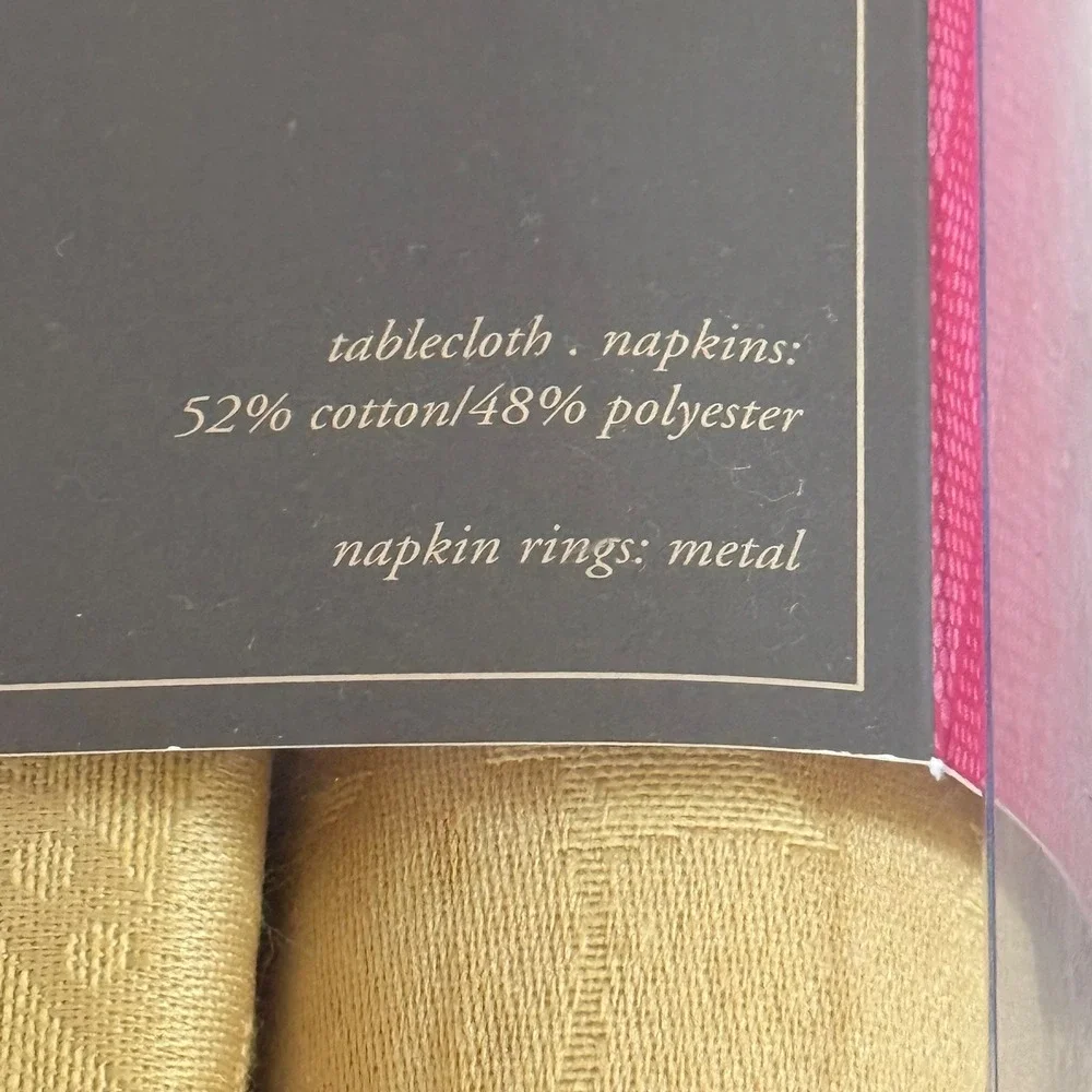 Gold Damask Dining Set Oval Tablecloth 6 Napkins 6 Metal Rings Trim A Home